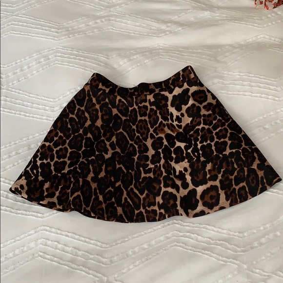 Leopard Print Skater Skirt - Picture 2 of 3